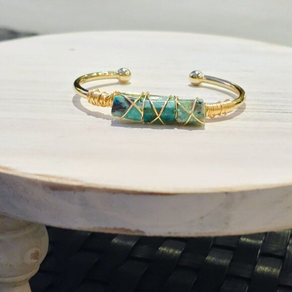 Chrysocolla Goddess Energy Wire Wrap Cuff w/ 14Kt Gold Over Brass – NWT - Picture 9 of 11